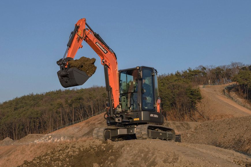 DOOSAN LANZA LA GAMA DE MINIEXCAVADORAS DE ÚLTIMA GENERACIÓN